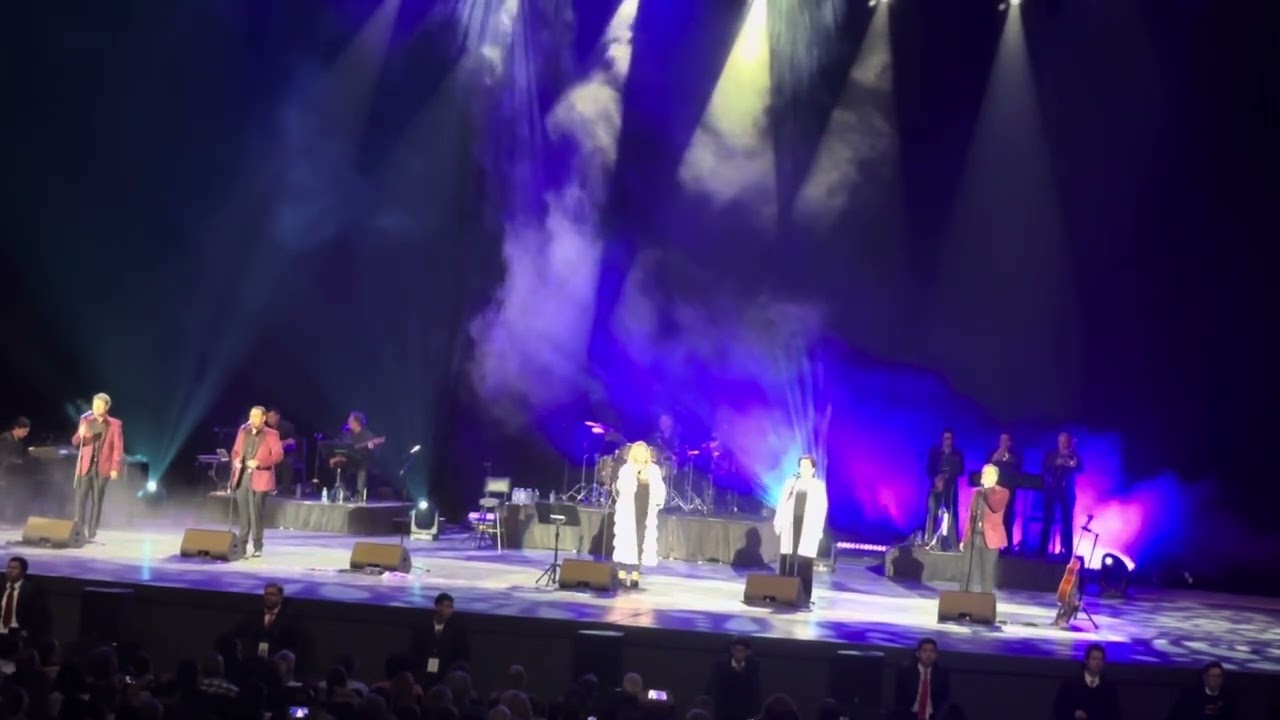 El vendedor- Mocedades EN VIVO en el Auditorio Nacional