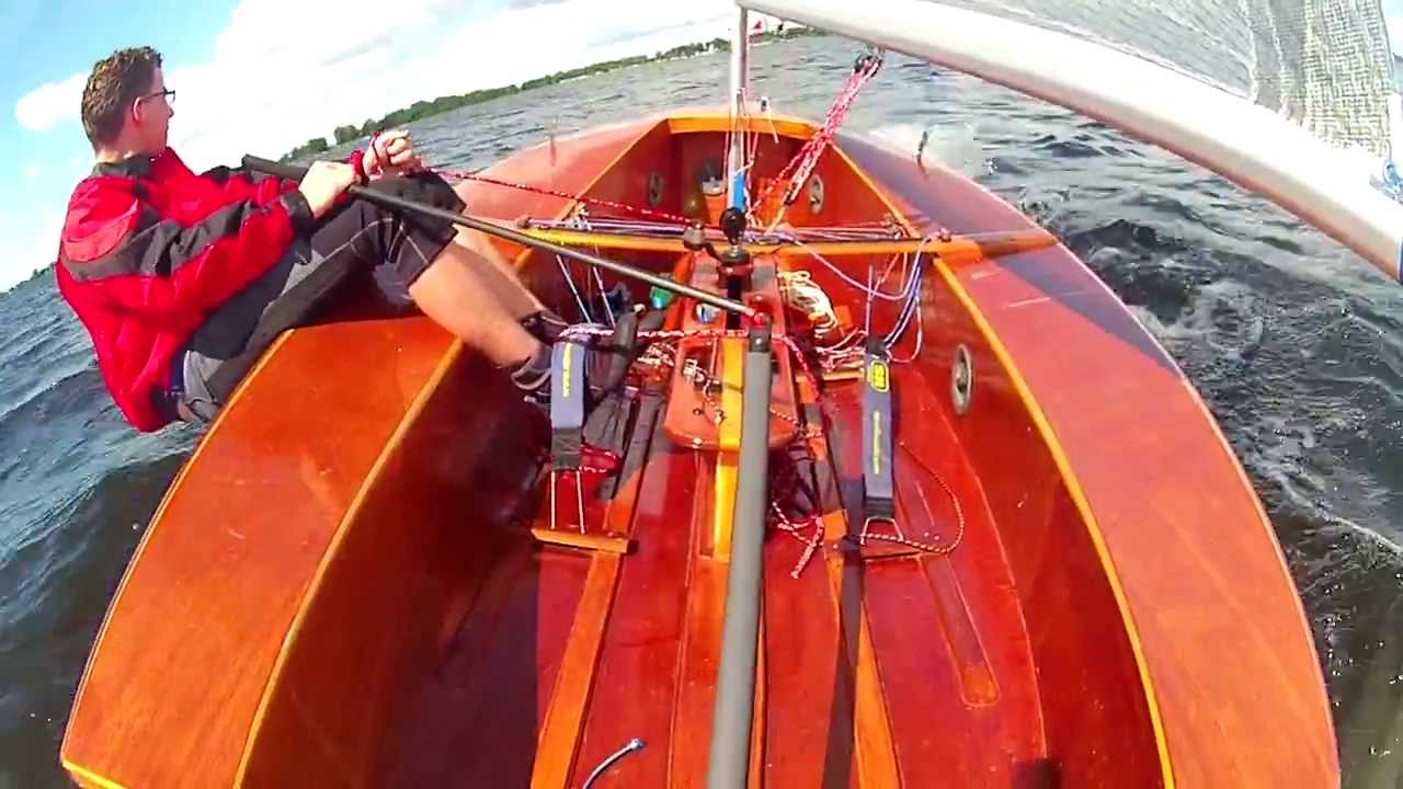 solo sailing dinghy NED 491