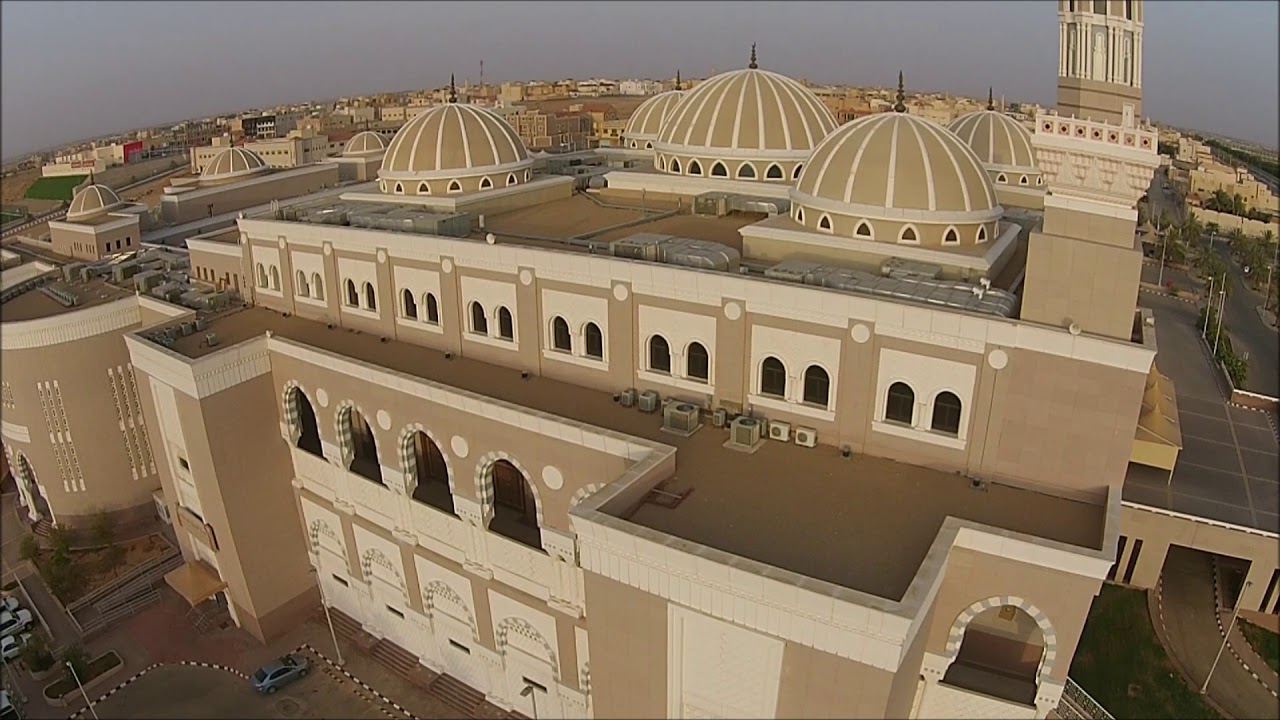 تصوير جوي جامع الملك فهد بمحافظة عيون الجواء
