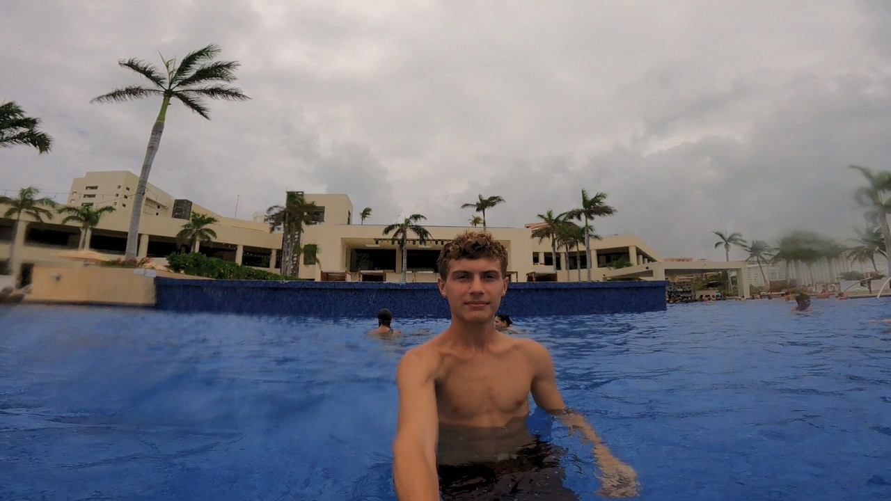 Me quede en un hotel de lujo en Cancun sin pagar, y nadie lo noto
