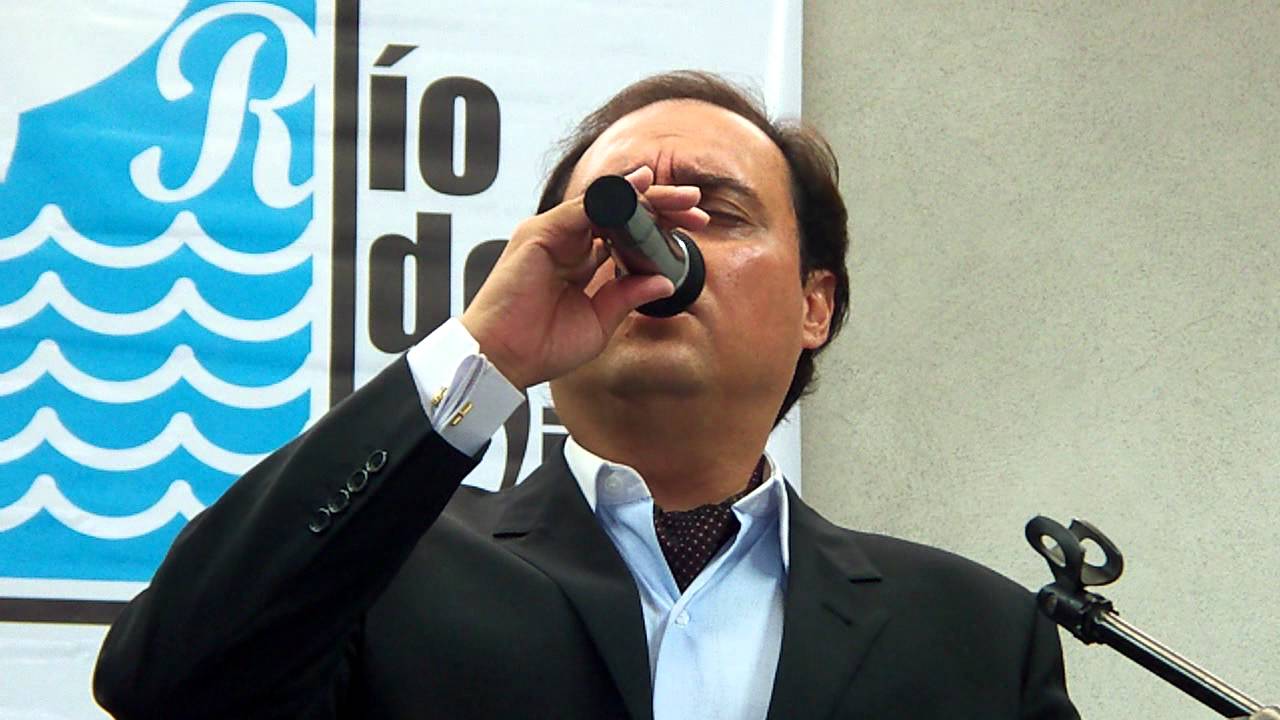A Dios sea la Gloria (Aaron Medrano)