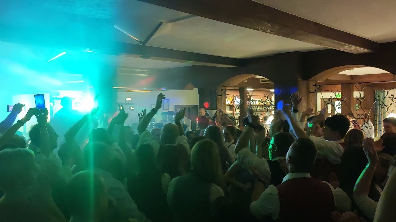 Hittnmusi Lohnsburg -- Highway to Hell (Live in the Sauerei)
