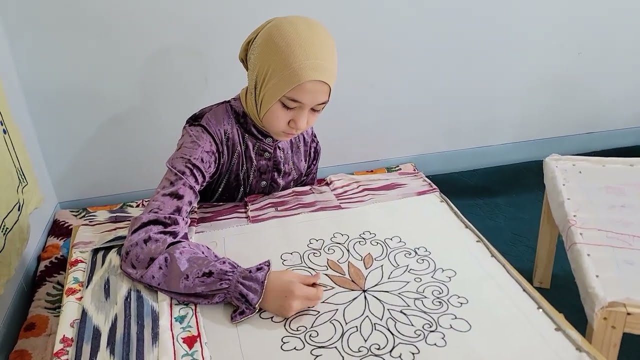 Uzbekistan Suzani embroidery workshop