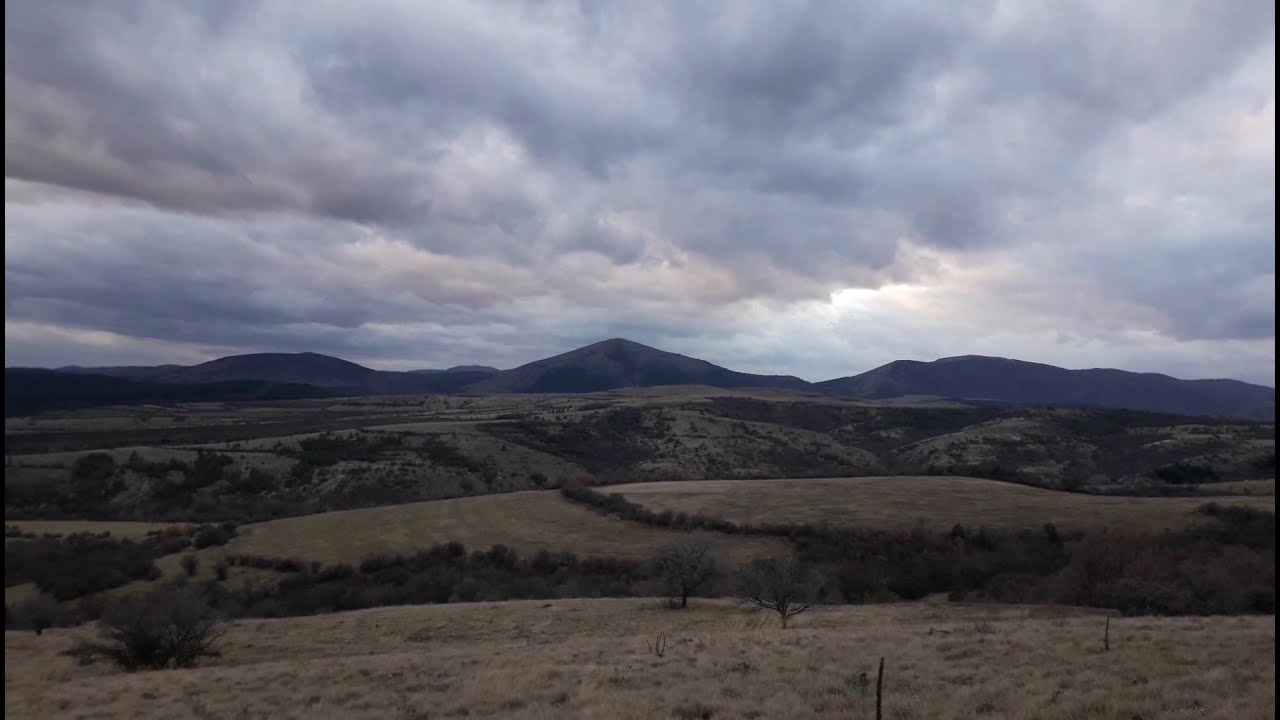 Свещеният кладенец от село Гърло - Sacred pit of Garlo - Bulgaria