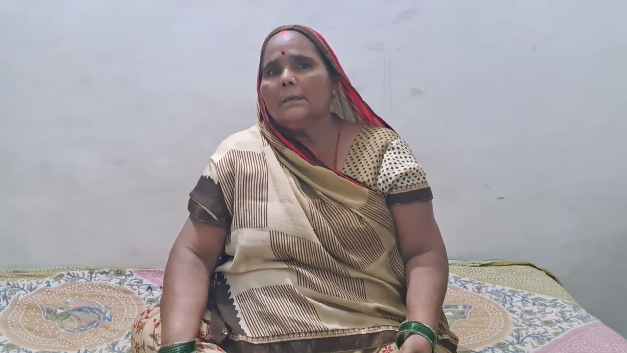 विवाह की गारी गीत : MATHURA KE GWALIN GOKULA ME BECHAI DAHI RE DAHI | VIVAH GARI GEET . #vivahgeet