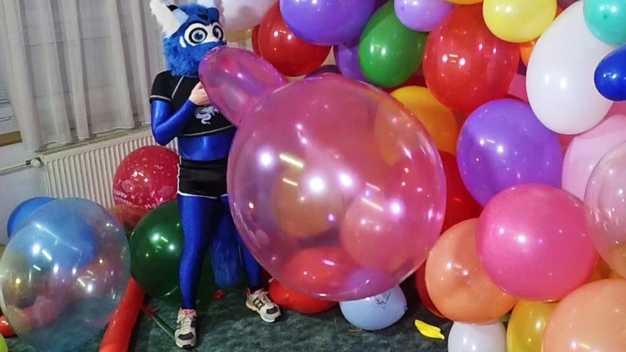 Blue Dragon Testing the Ballon Decorations 😉