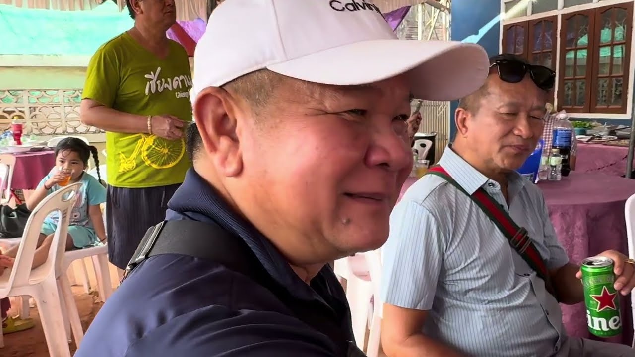 ໄປງານລ້ຽງສົ່ງອ້າຍ Souvanny ກັບ ເມກາແລະໄປຫຼີ້ນບຸນບ້ານແຖວບ້ານເກີນ