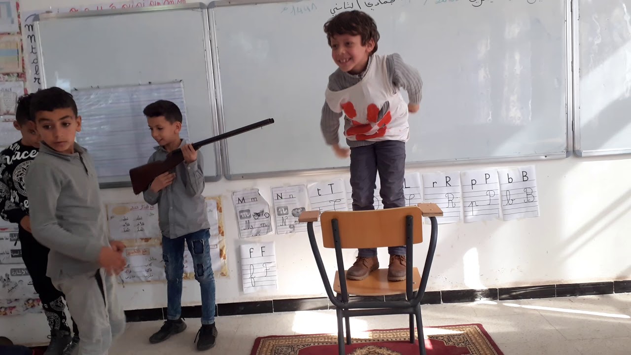 مسرحية احمد زبانة مدرسة حمداش بشير