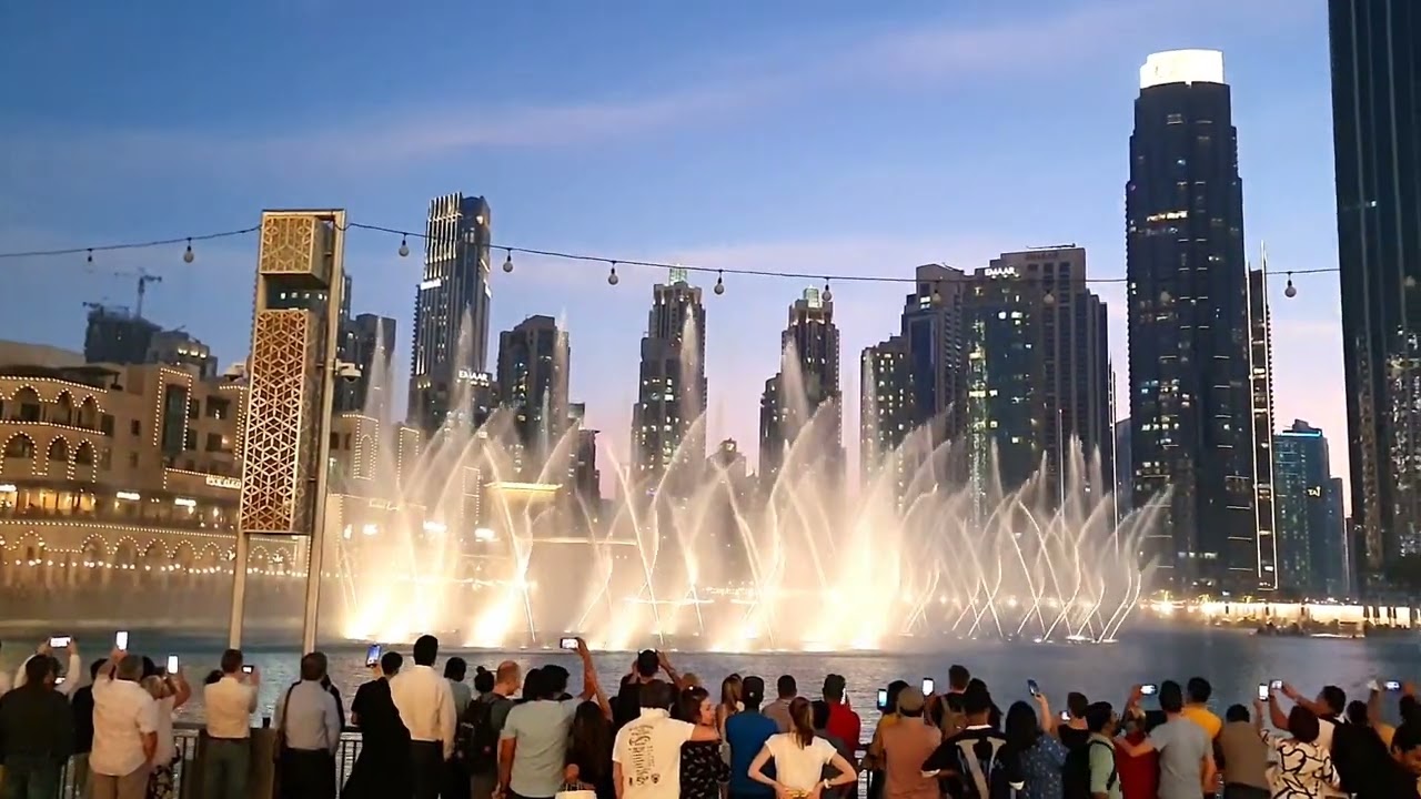 Amazing Dancing Fountain Show Dubai UAE | Infront of World's Tallest Building Burj Khalifa