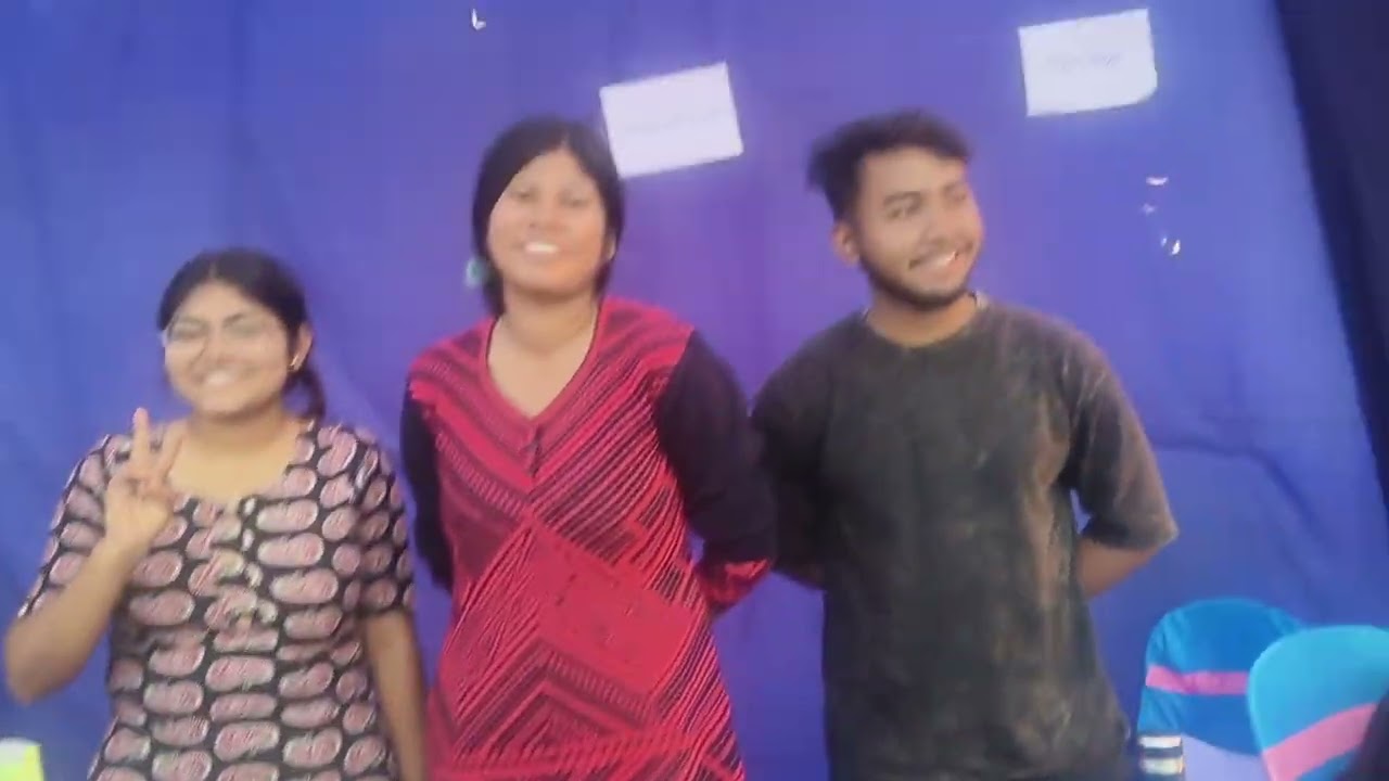 আমাদের ইউনিভার্সিটিতে মেলা বসেছে 