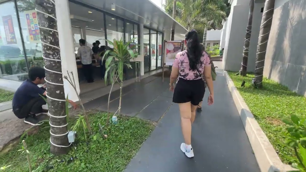 Happy Family Trip | Preah Sihanouk City, Cambodia