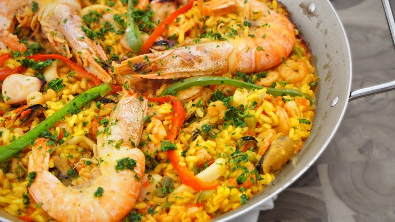 PAELLA DE FRUTOS DO MAR
