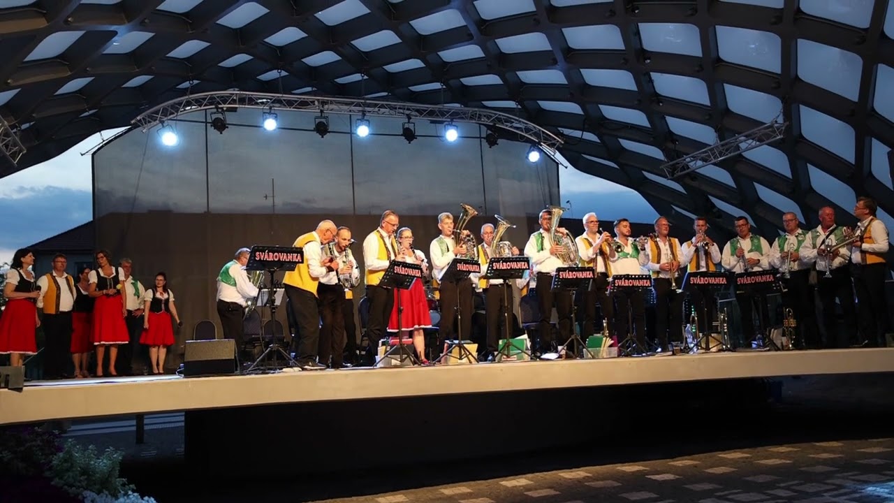 Svárovanka & Freunde Echo samen op het podium in Veselí nad Moravou
