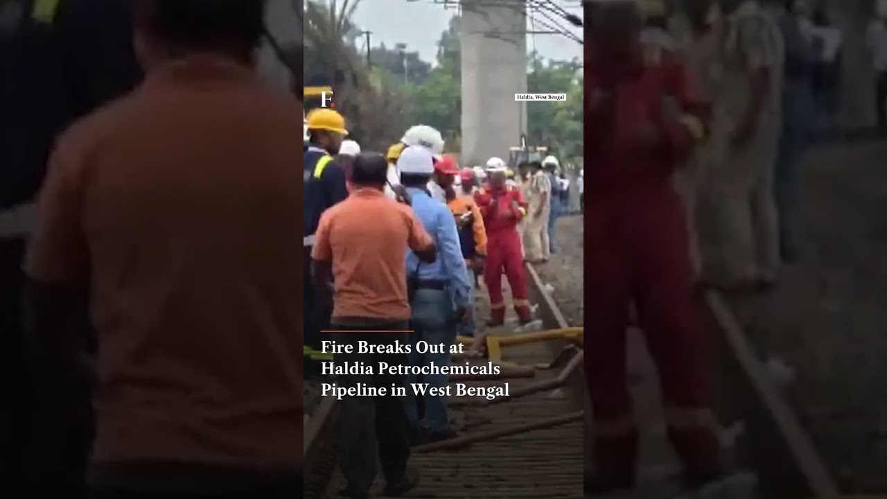 Fire Breaks Out at Haldia Petrochemicals Pipeline in West Bengal | N18G