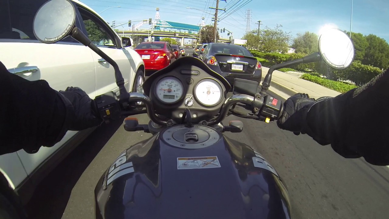 How To Lane Split On A Motorcycle