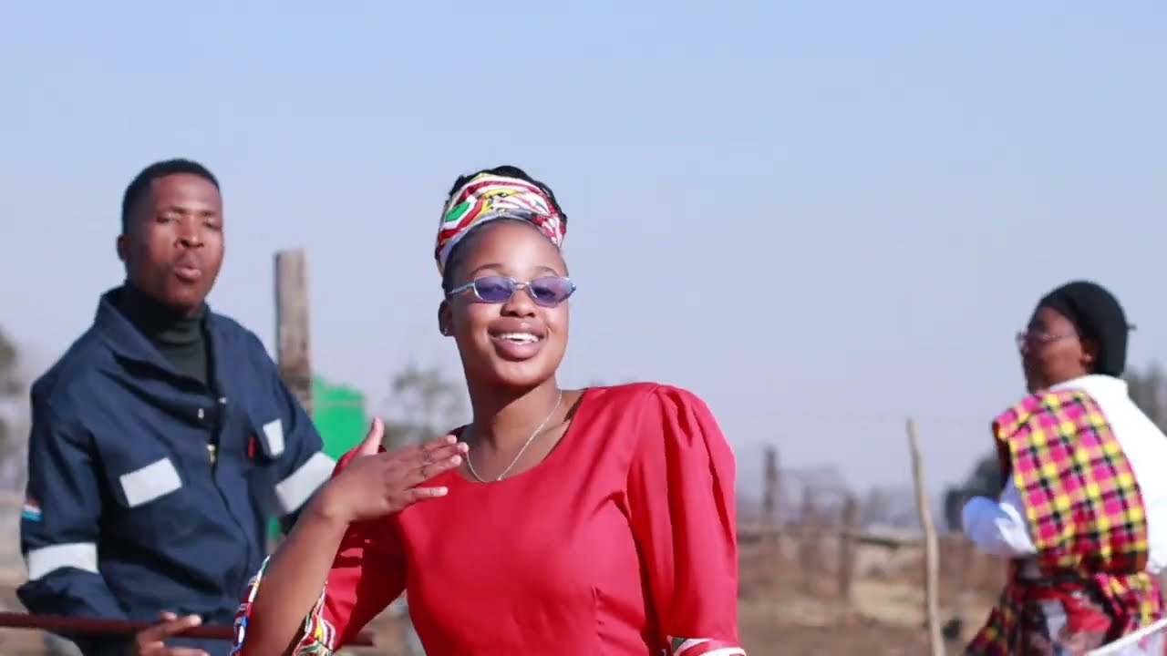 KingSlow   SthandwaSami feat  Hope Official Music Video