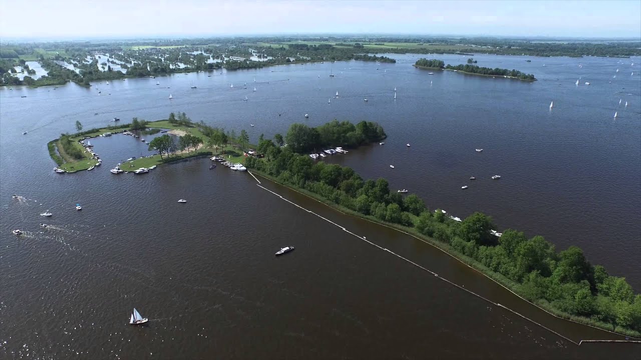Dronevlucht boven Loosdrechtse plassen