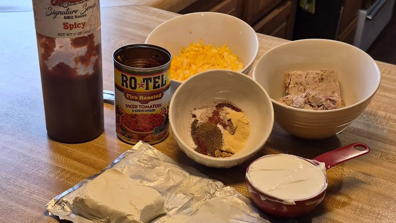 Let's make some easy peasy Porky Cheese Dip!