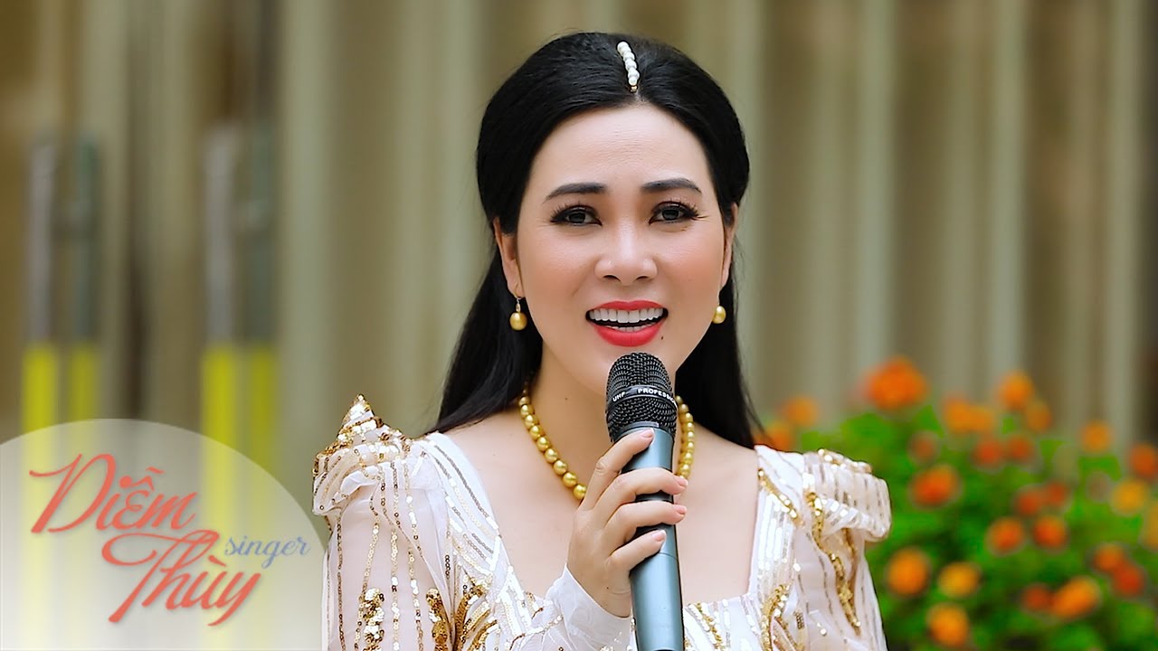 Anh Là Tia Nắng Trong Em | Diễm Thùy