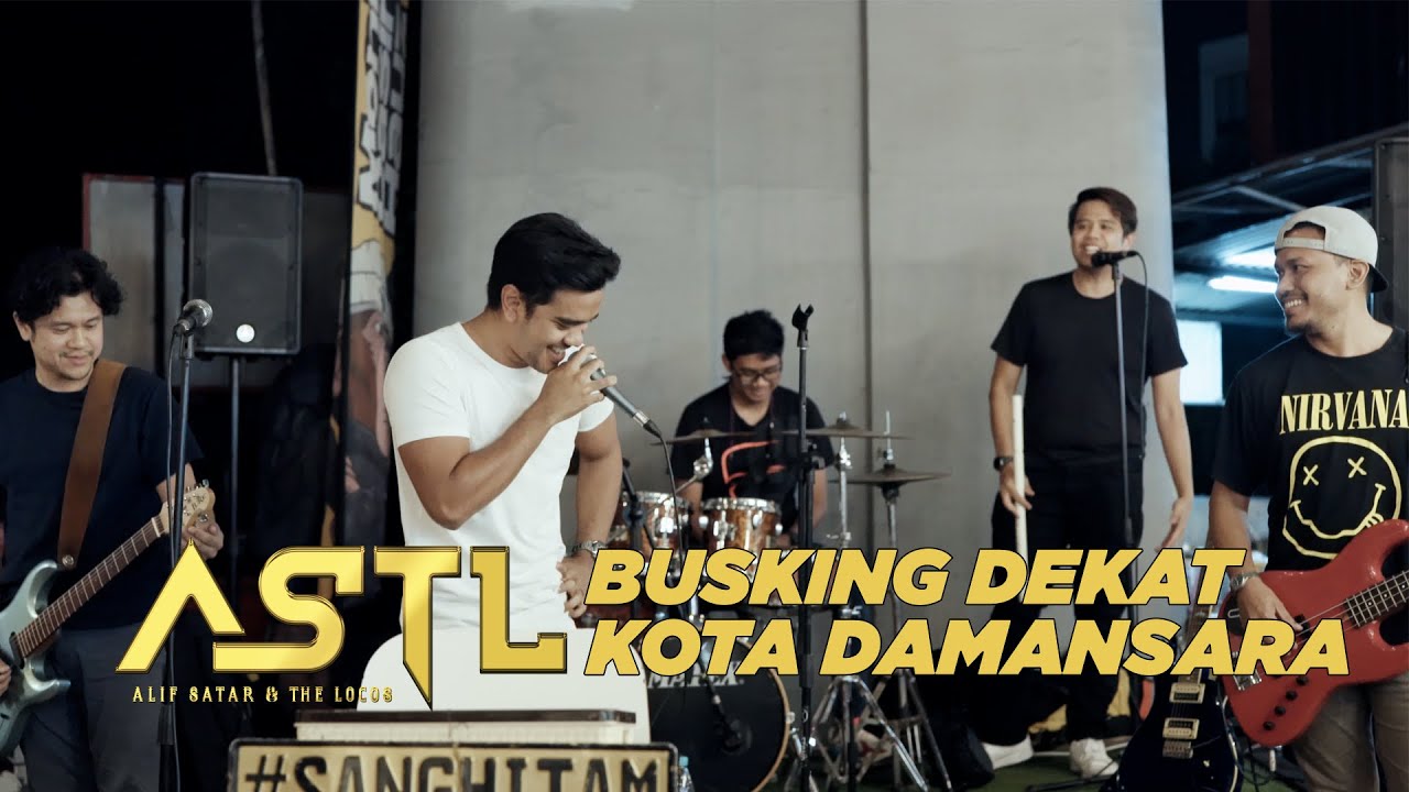 ALIF SATAR & THE LOCOS BUSKING KAT UPTOWN KOTA DAMANSARA?
