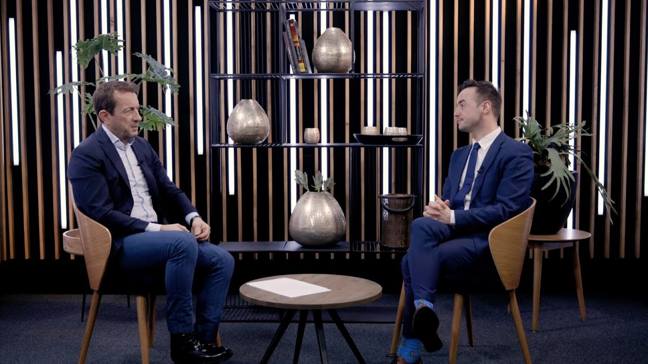 Talk In Legal #6 - The AI Act: Europe regulates the companies' use of artificial intelligence.