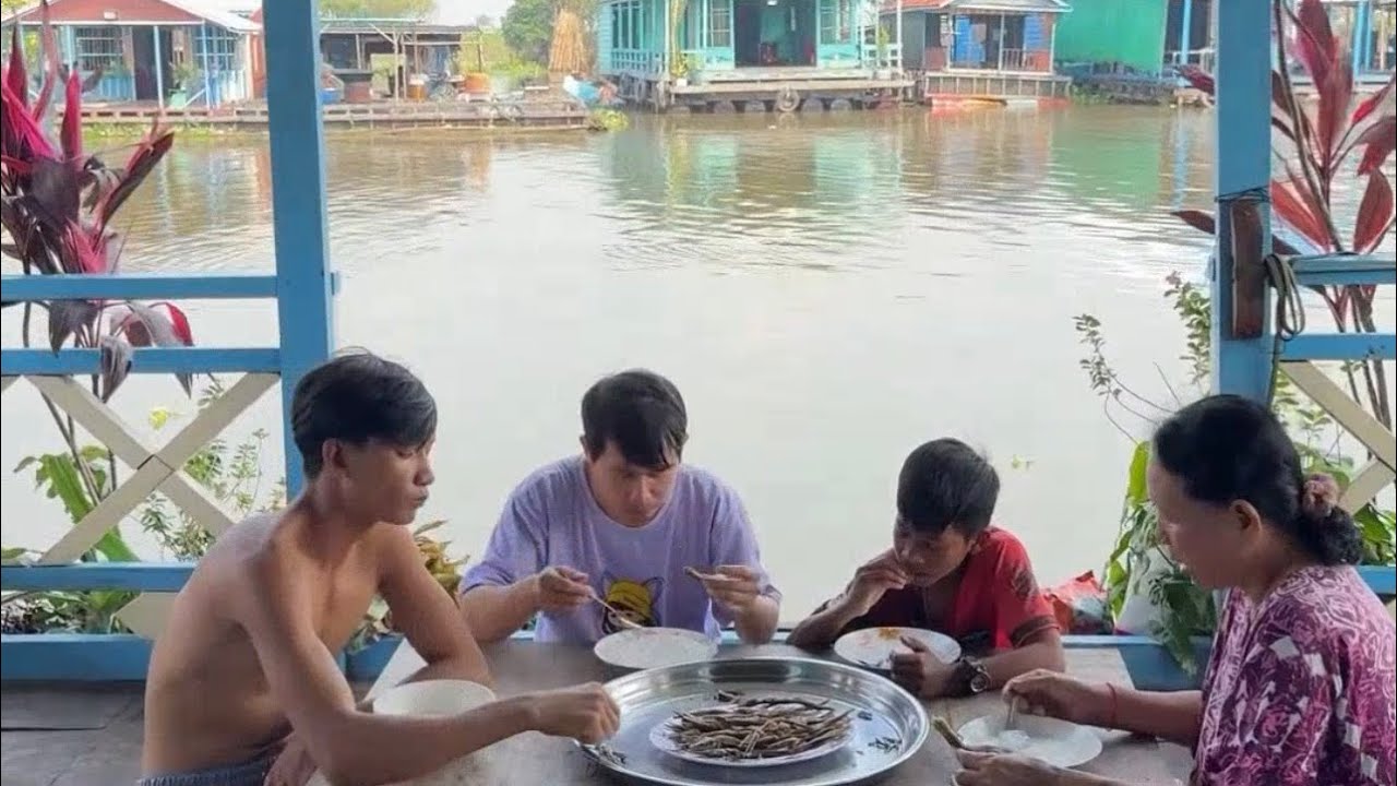 បងប្អូនអ្នកគោកស្គាល់ត្រីមាត់វែងនេះទេ ប្រឡាក់ចៀនបបរសខ្ទិះដូងឆ្ងាញ់ណាស់