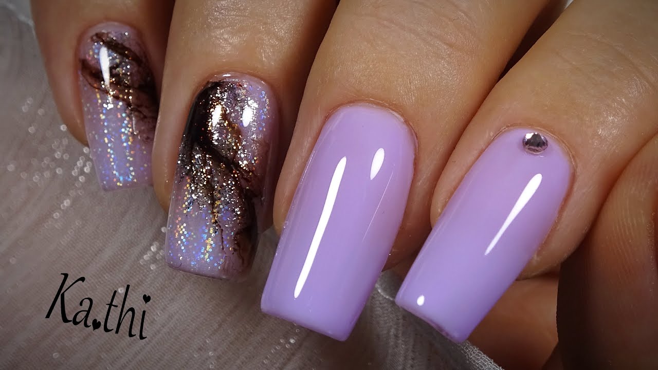 Ich habe versucht mir die Nägel zu machen :) mit Dual Tips und Polygel