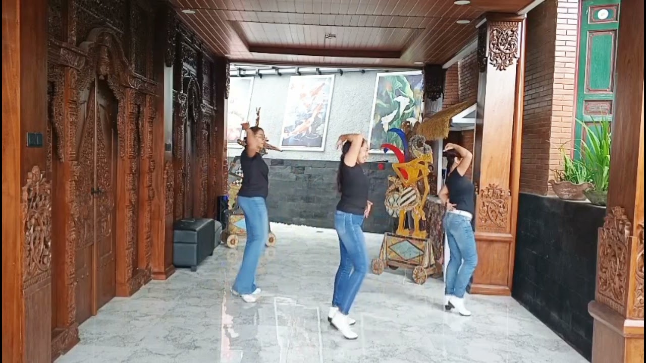 Sama Sama Suka - Line Dance | Choreo by Maria Sandra ( INA ) | @mariasandra6219