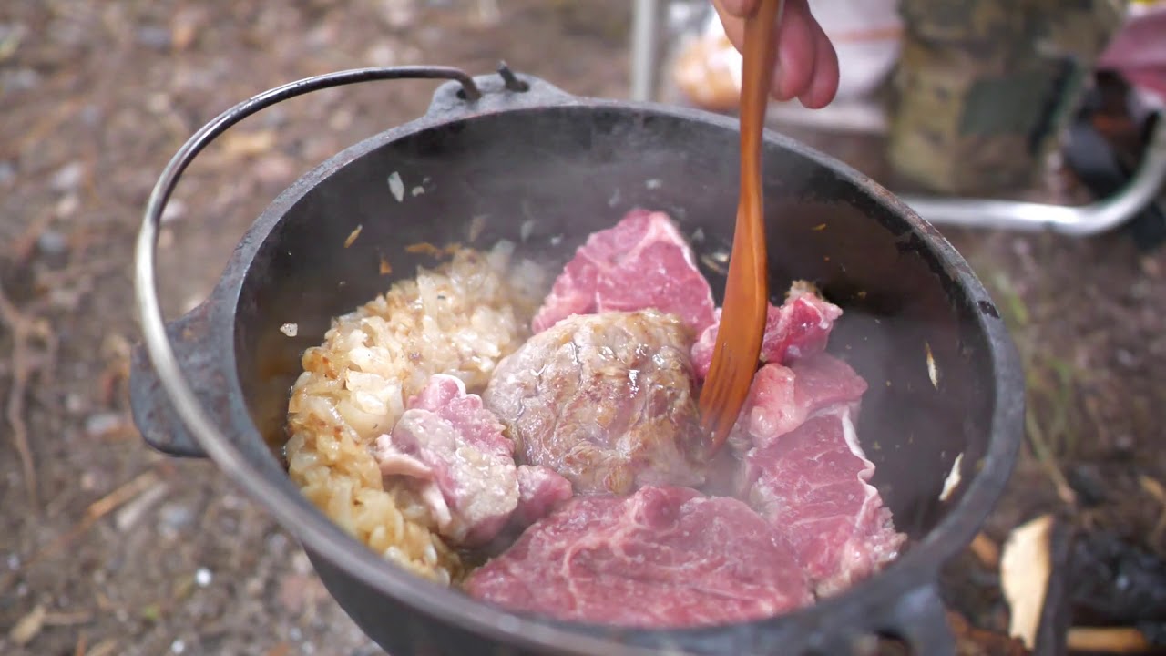 ミニマルハンモックキャンプ～焚き火で牛すね肉の赤ワイン煮込み～必要最低限の道具とは？？