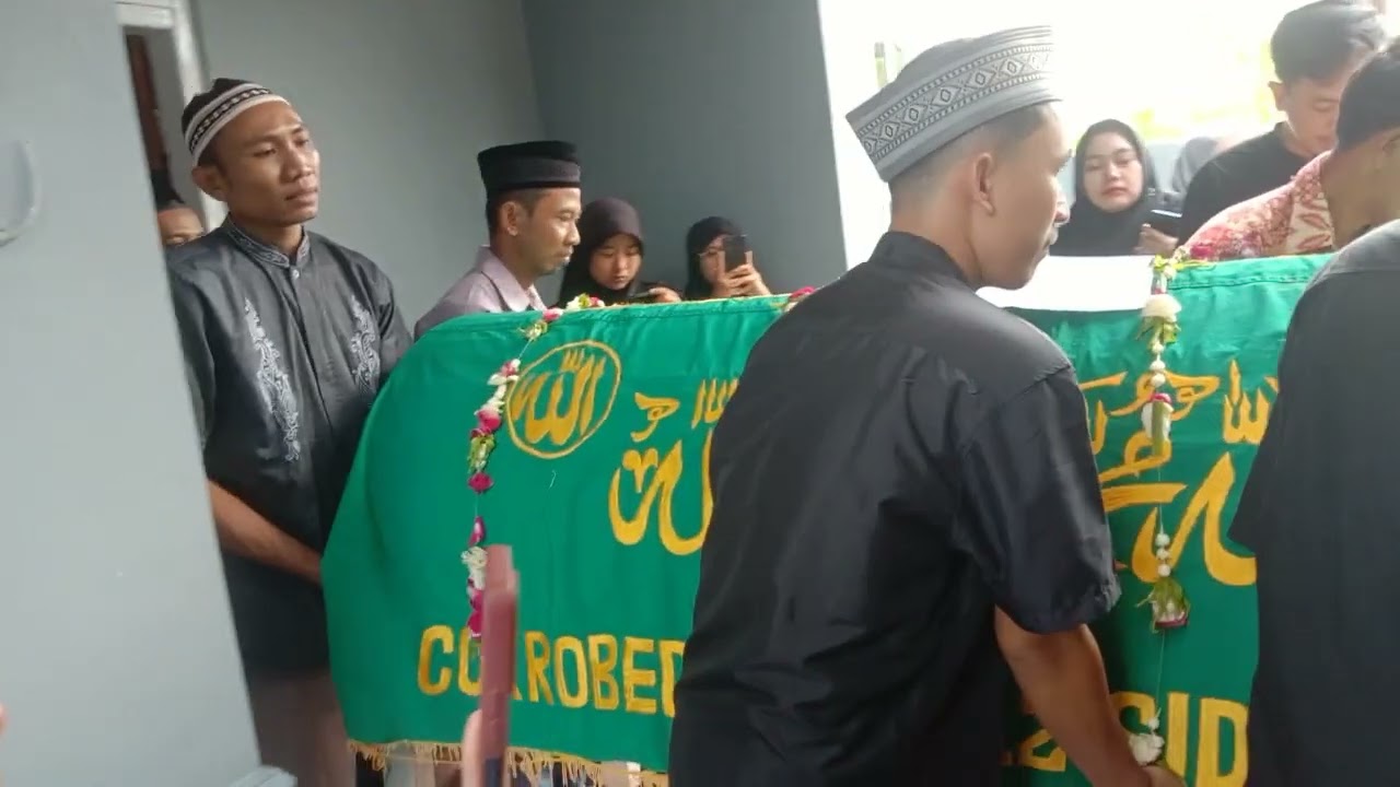 TAKZIAH KERUMAH IBUNYA BU DIAH MENINGGAL DUNIA !? SMOGA KHUSNUL KHATIMAH. AMIEN3X 🤲