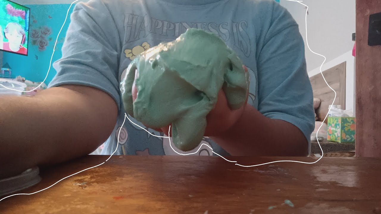 Making slime blindfolded