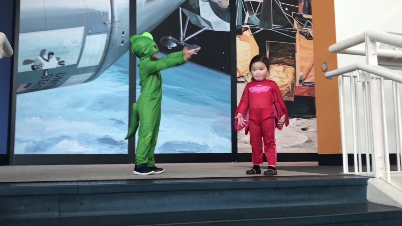 PJ Masks Owlette and Gekko Explore The Museum of Flight | Planes Fighter Jets Hellicopters