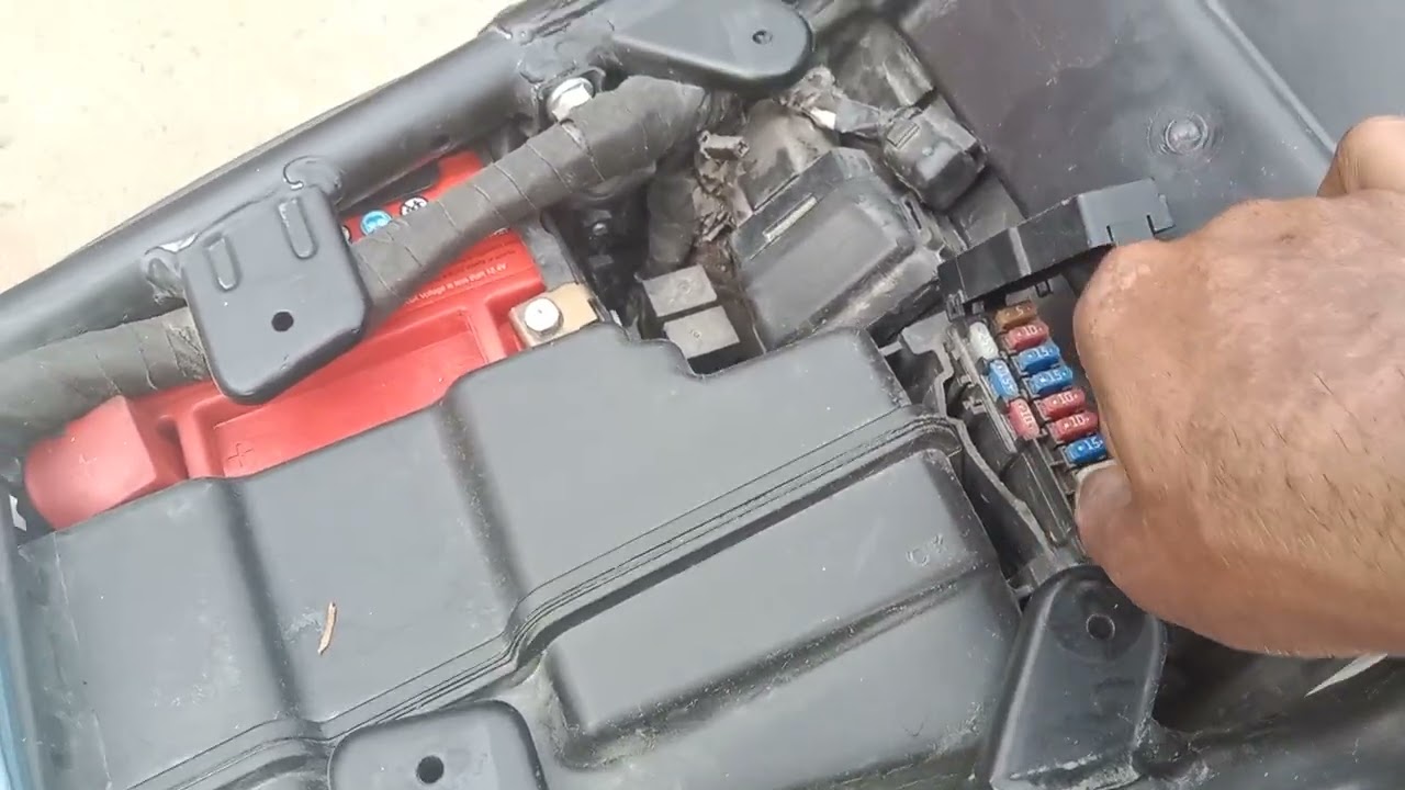 Himalayan battery charging issue ka video