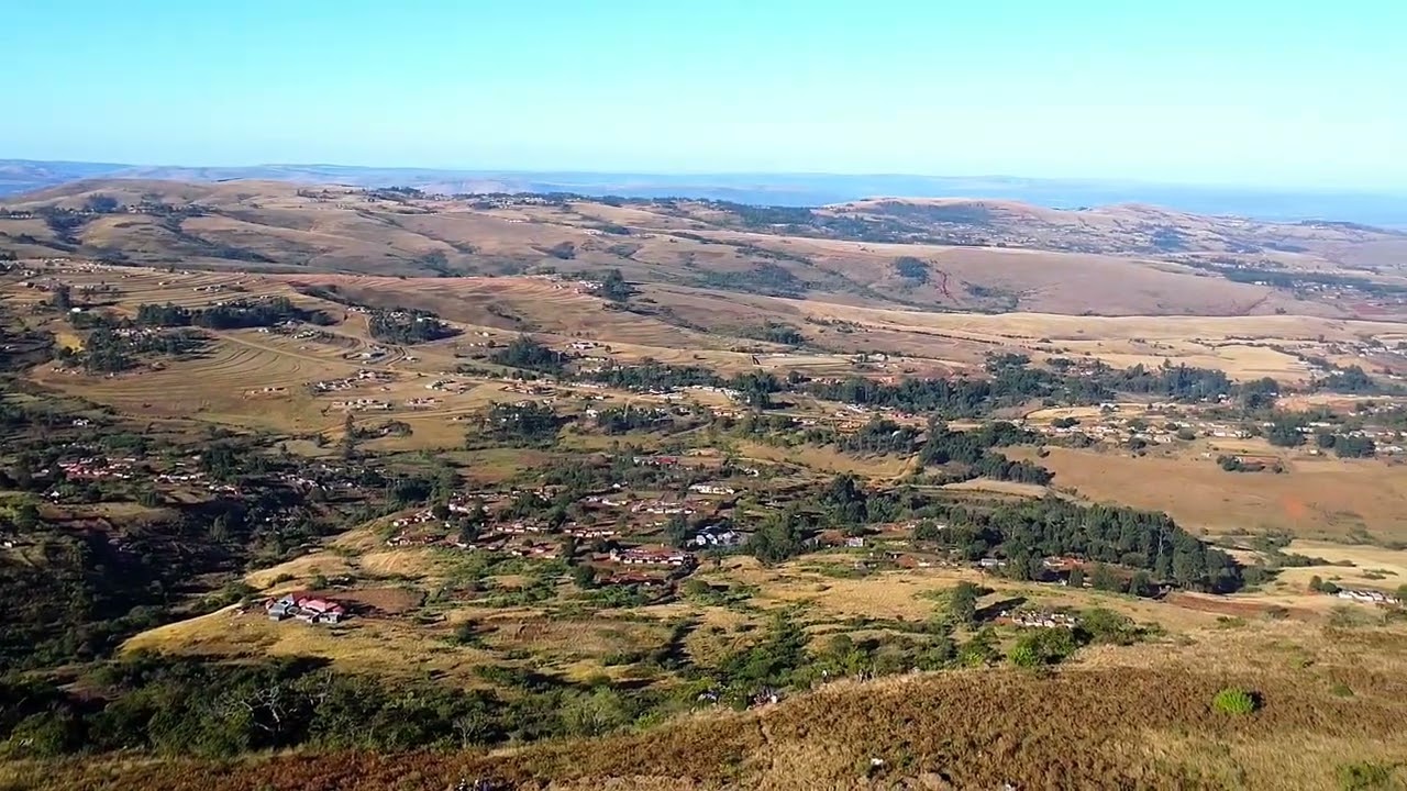 INqaba yeNgonyama Heritage site kwaCeza (eGazini Royal Palace) 