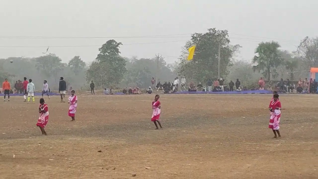 Camera wala Nikhil Mein cameraman ki