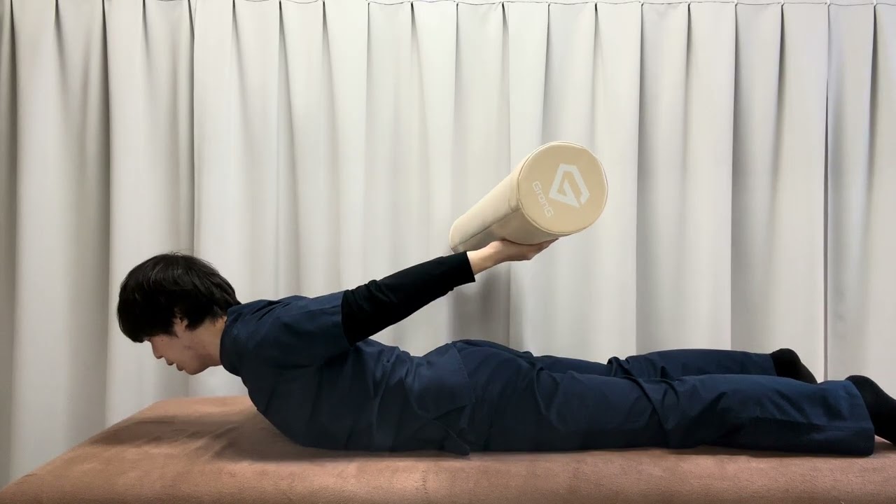 ポールを使った上半身の運動