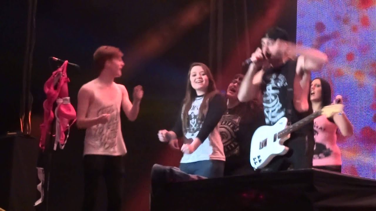 On Stage With All Time Low - Time Bomb