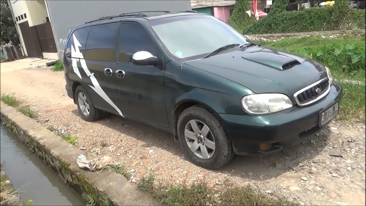 Review KIA Carnival 2.5 V6 Tahun 2000