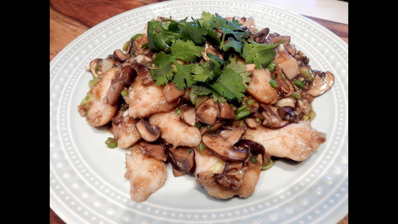 S2Ep79-Fish Fillet with Mushrooms and Rice Wine 米酒蘑菇魚片