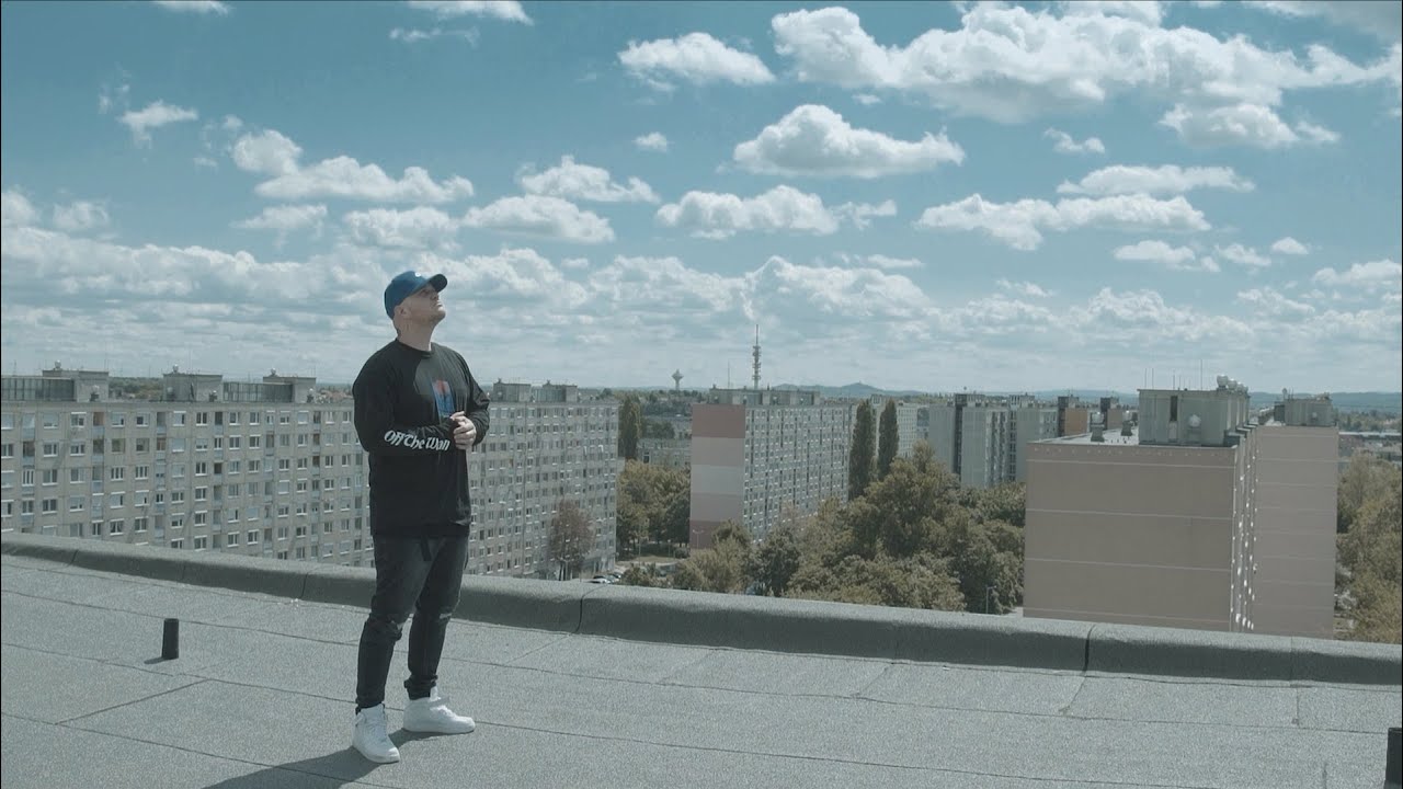 Essemm - &Iacute;GY V&Aacute;LTAM K&Ouml;DD&Eacute; (Official Music Video)