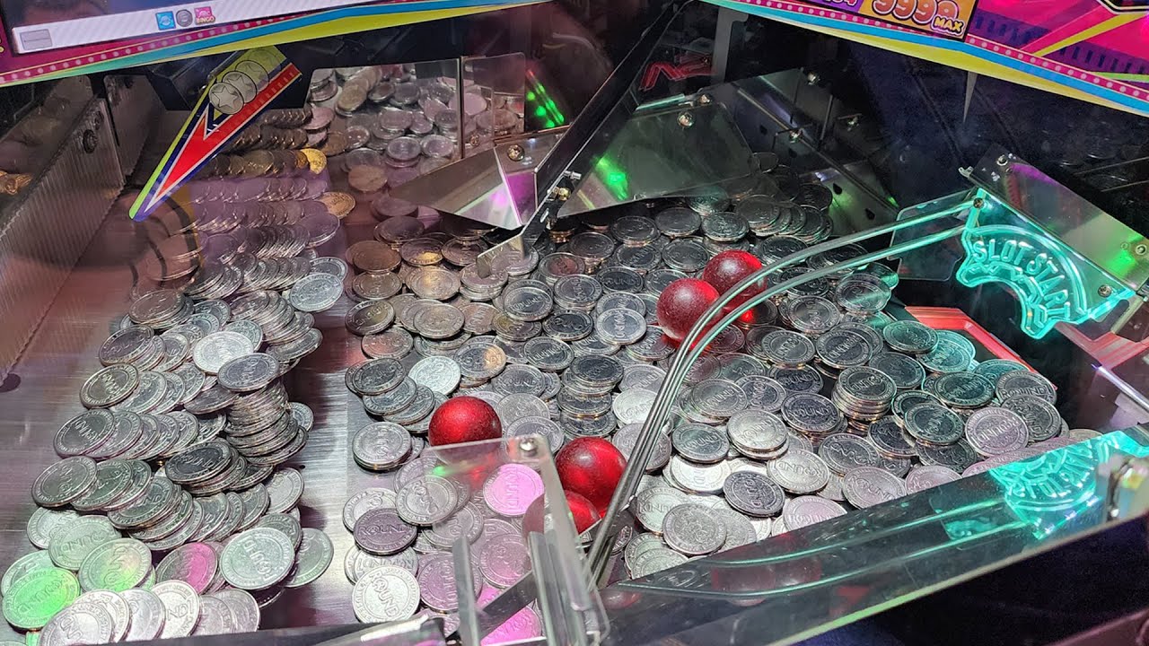 Never Seen This Japanese Coin Pusher Before!