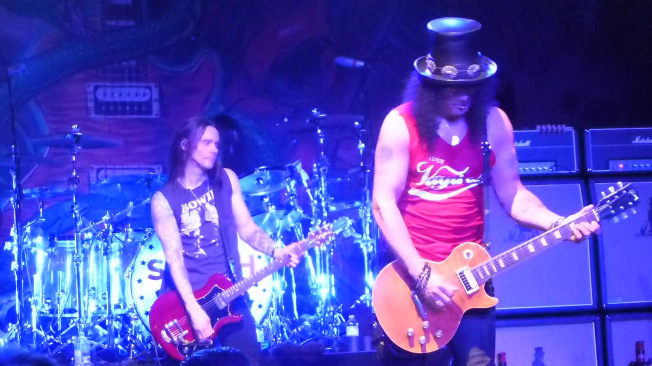 Slash feat. Miles Kennedy and the Conspirators - Anastasia & Blues Jam / Guitar Solo 720P