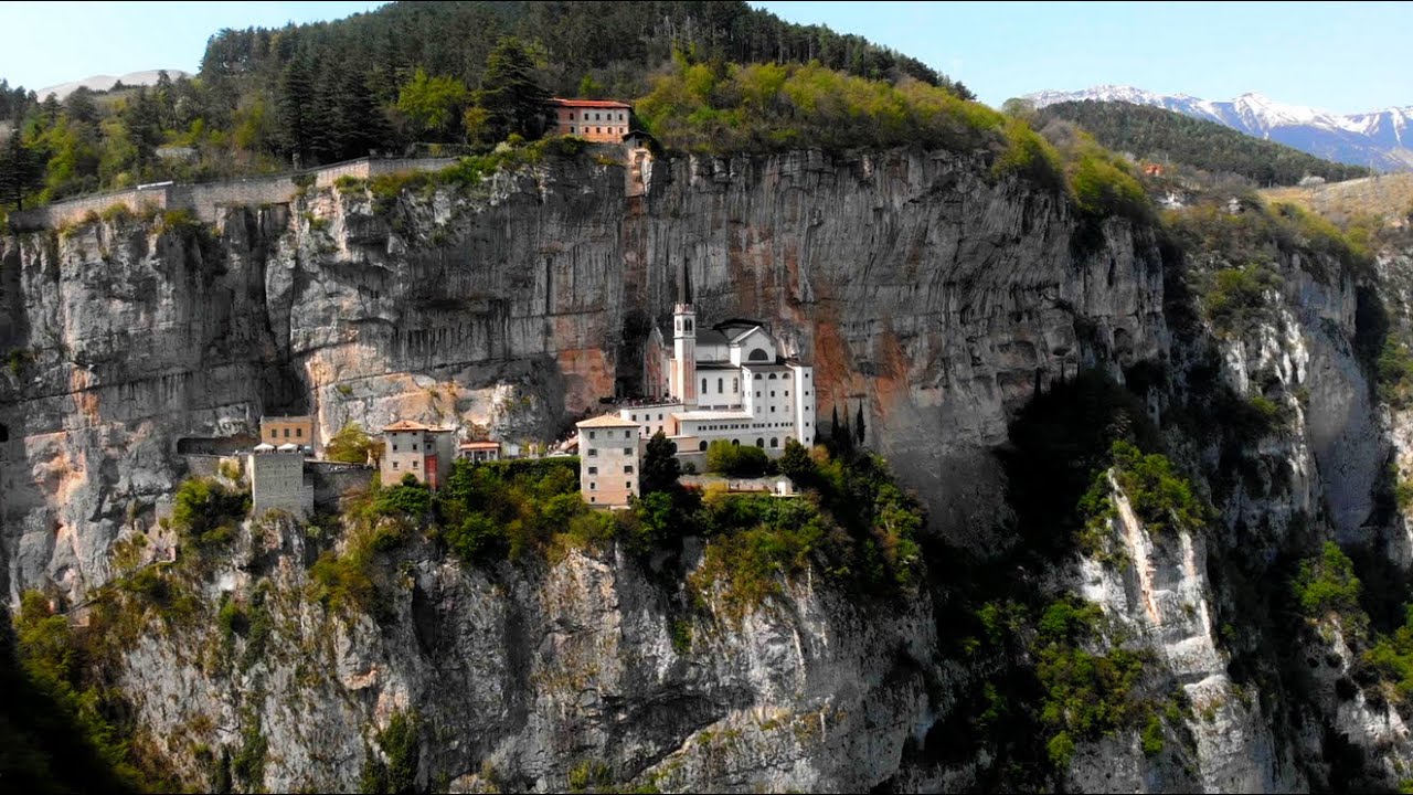 Sanctuary of Madonna della Corona. Святилище Мадонна делла Корона