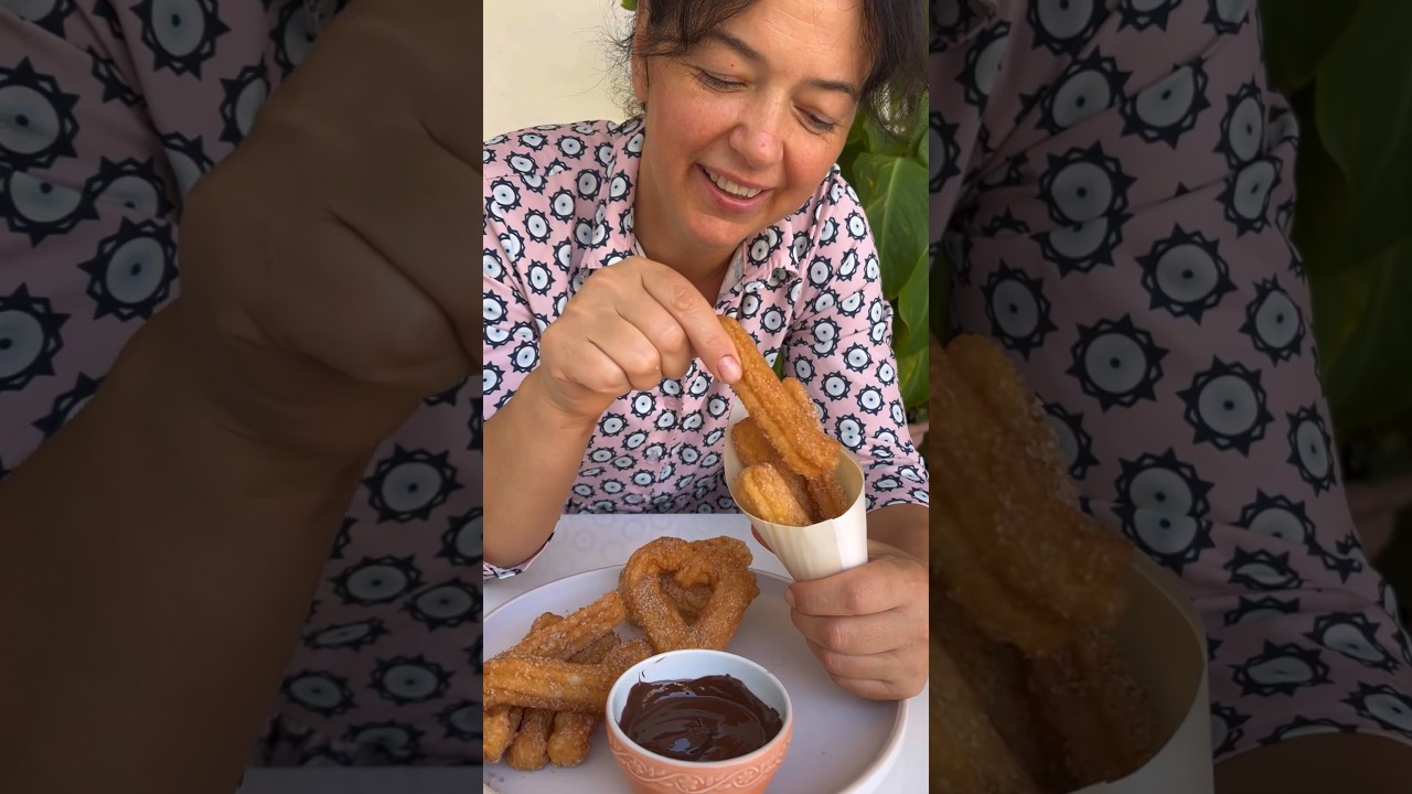 Hiszpańskie ciasteczka churros: #churros #przepis #przepisy #jedzenie #gotowanie #deser