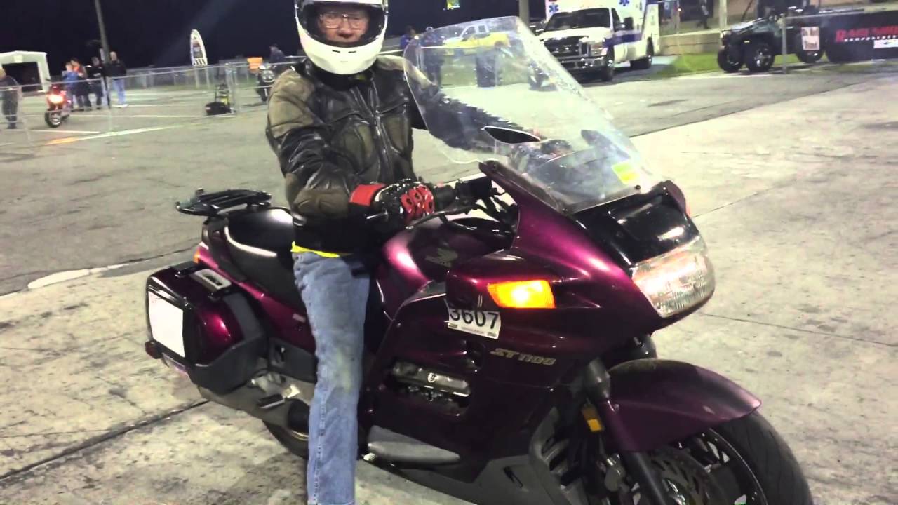 Honda ST with a Windshield Drag Racing a Hayabusa