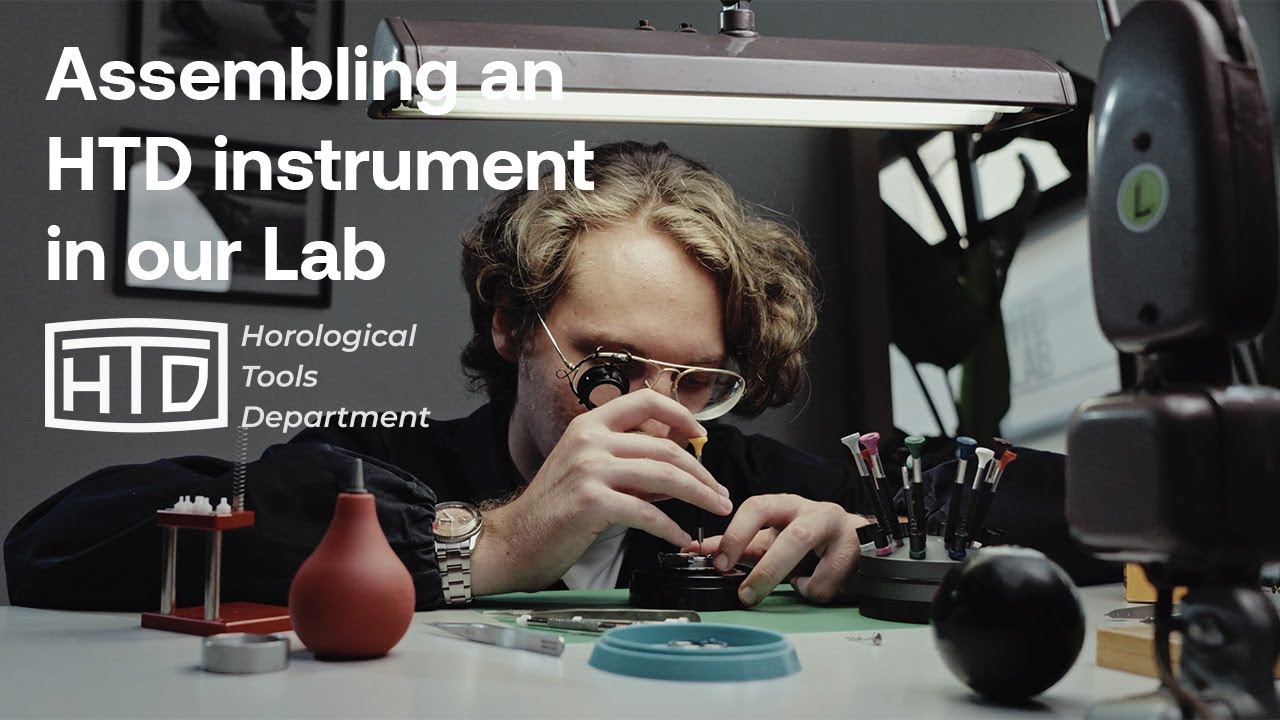 The Watch artisan in OUR LAB. WHERE EVERYTHING COMES TO LIFE