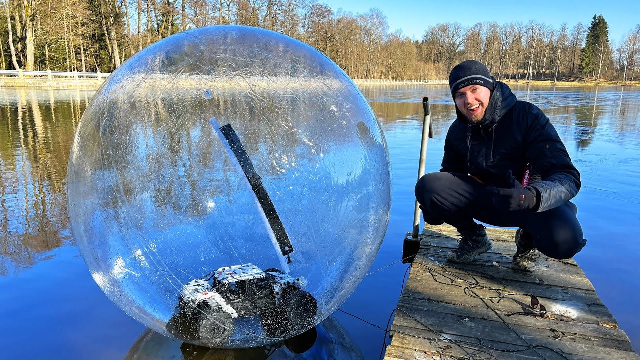 Ich stecke mein RC AUTO wieder in eine RIESEN BLASE, fahre über Wasser und es passiert SCHLIMMES 😱!
