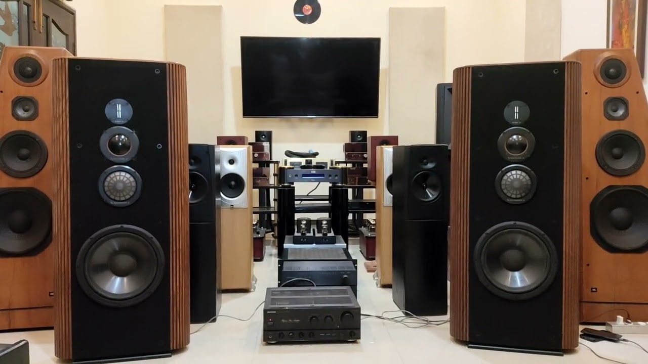 Infinity Kappa 8 with pionner A-717 