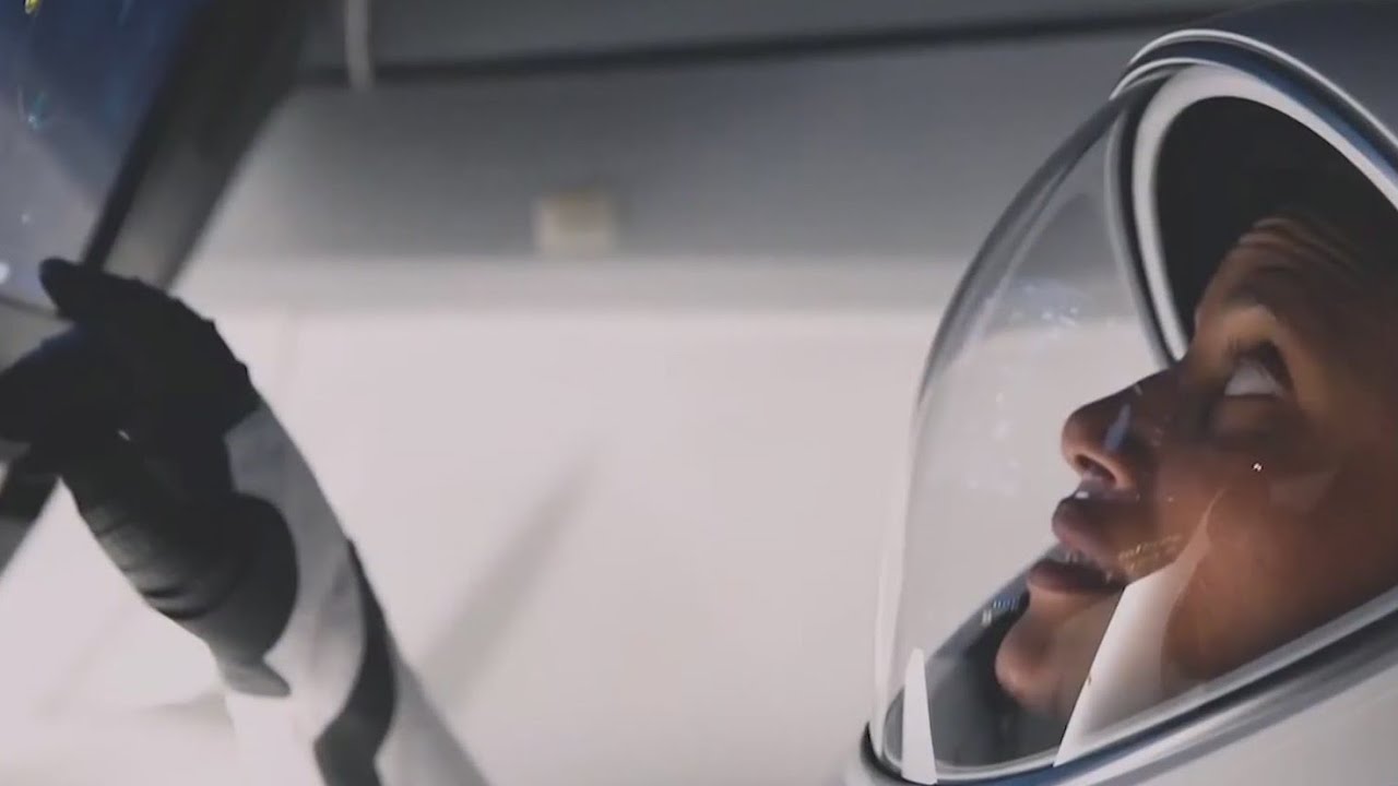 Fairport graduate makes history as first Black woman to pilot spacecraft