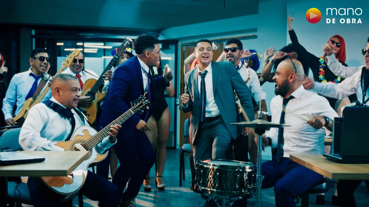 Rasca - La Pandilla Del R&iacute;o Bravo & Chelo Ram&iacute;rez | Video Oficial